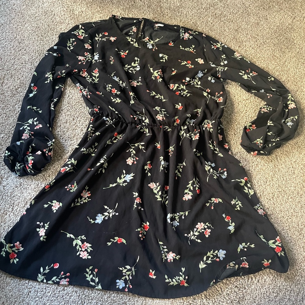 H&M divided size L blouse